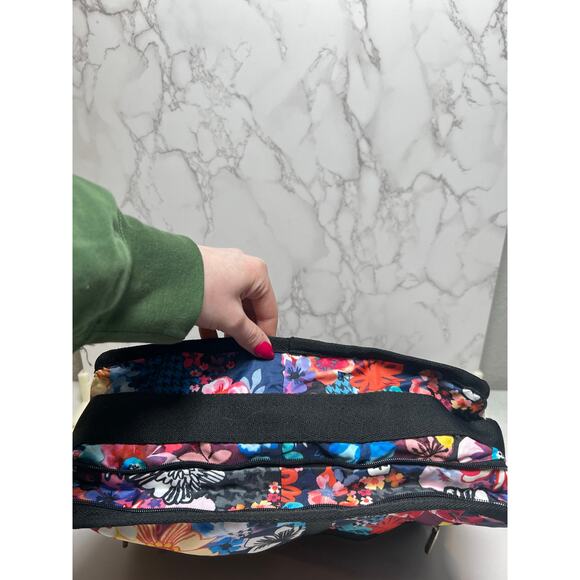 Lesportsac Deluxe Everyday Bag in Dark Floral - Picture 9 of 11